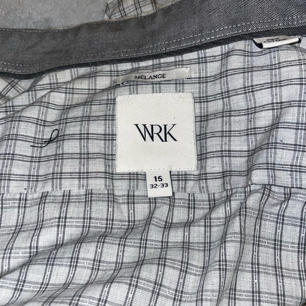WRK fitted gray plaid size 15
